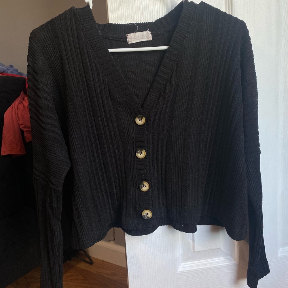 DressUp Black Long Sleeve Button-Up Top